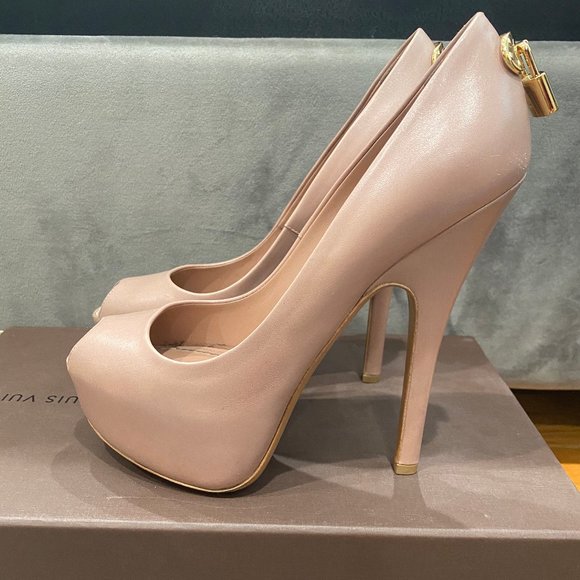 Used Louis Vuitton Heels - Picture 2 of 6